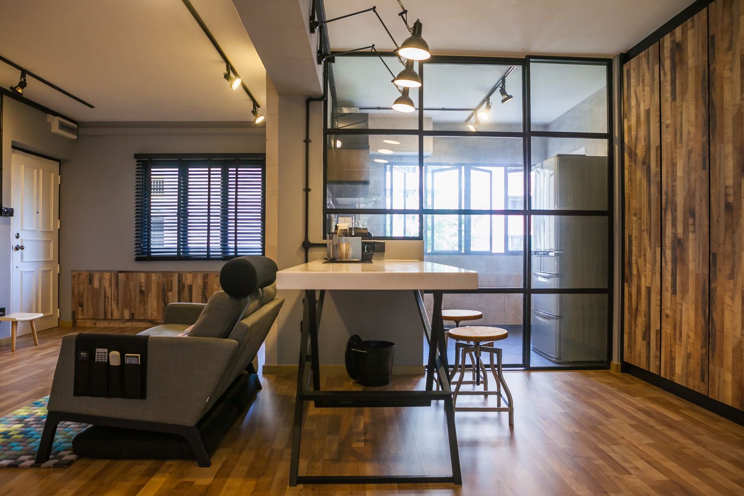 Loft Industrial 2 Living